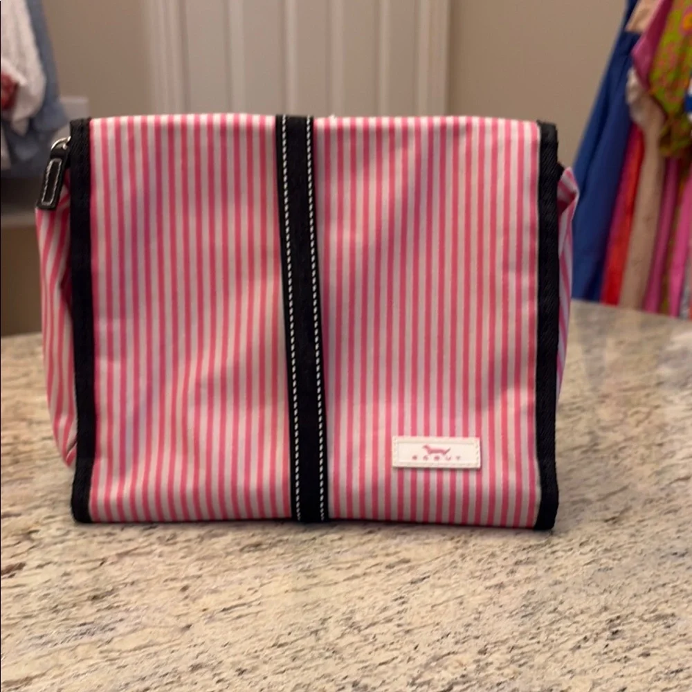 Scout Beauty Burrito Pink Gingham Hanging Organizer - Picture 3 of 3